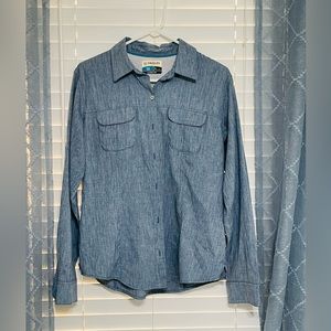 Magellan Women’s fishing shirt, long sleeve size L